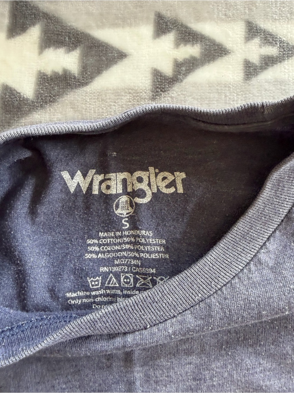 Wrangler Blue Graphic Short-Sleeve Tee with Cream Logo - Picture 4 of 6